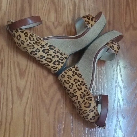Kelsi Dagger leopard wedge size 7 - Picture 4 of 9
